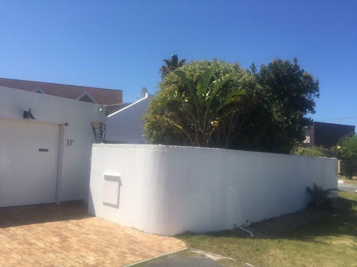 Fairhaven Beachhouse & Pool Blouberg Seaside Bloubergstrand Exterior photo